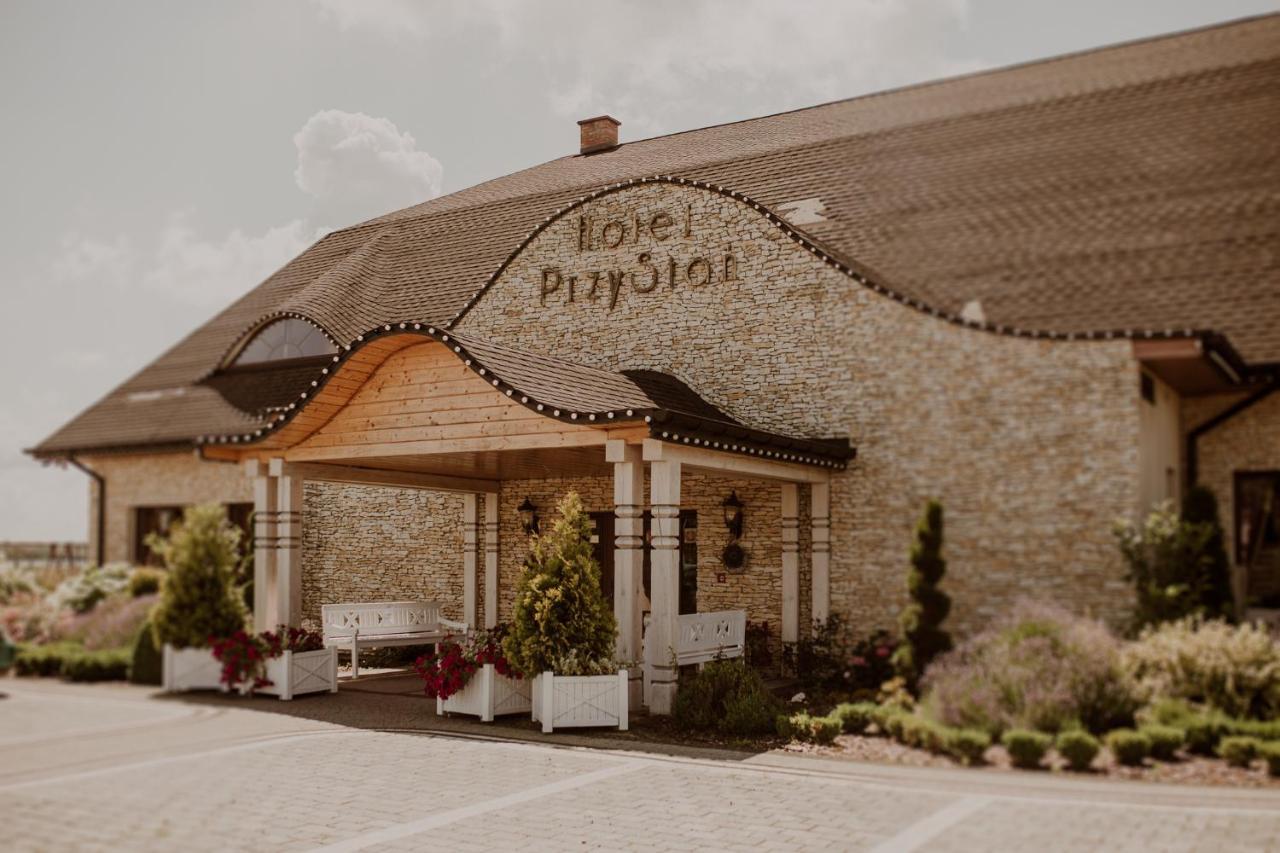 Hotel-Przystan Kikół エクステリア 写真