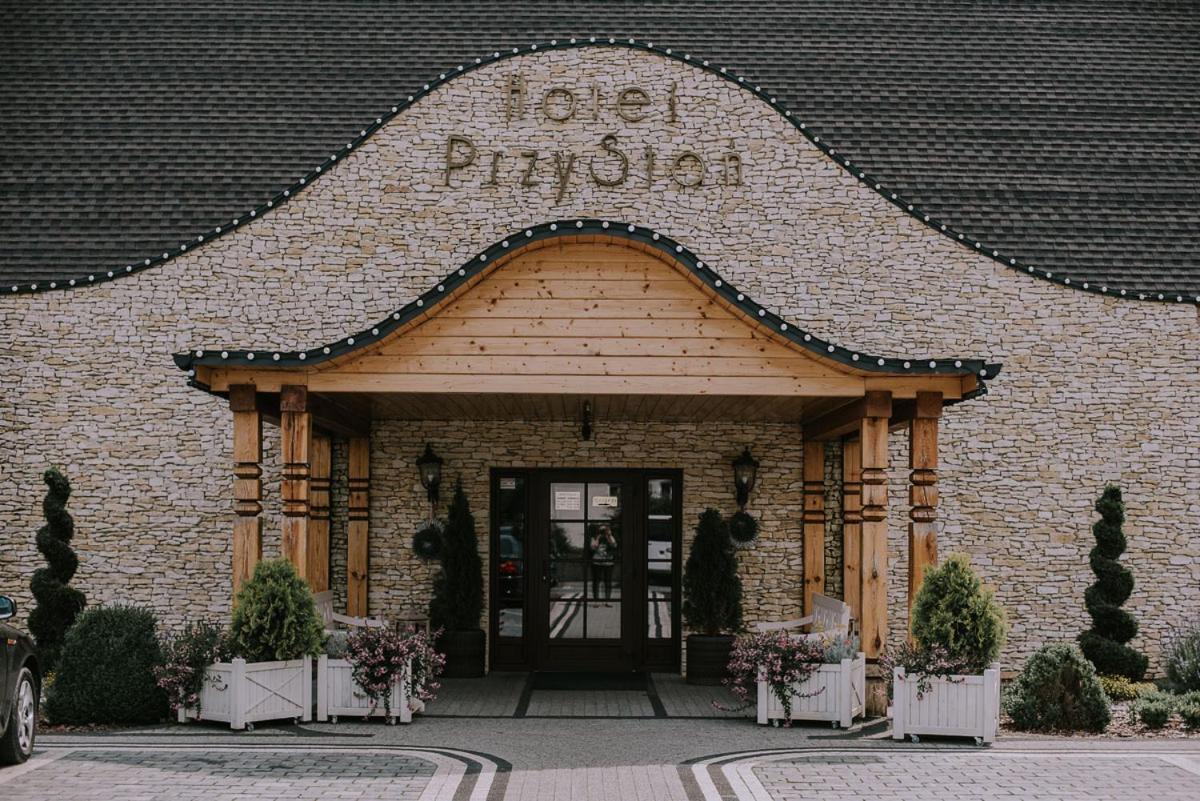 Hotel-Przystan Kikół エクステリア 写真