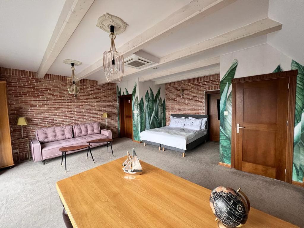 Hotel-Przystan Kikół エクステリア 写真